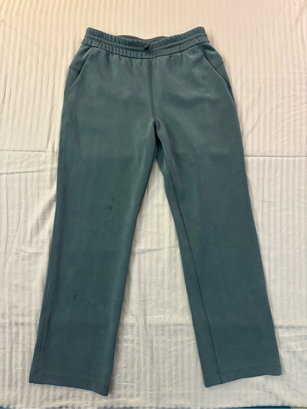 Lululemon Softstreme High-Rise Straight-Leg Pant Grey Eucalyptus Size 8 LW5EGTS